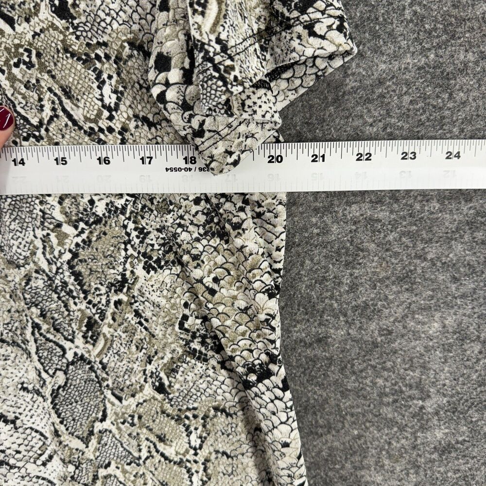 Liz Baker T-Shirt Women L Large Gray Animal Print Short Sleeve Round Neck Casual - Picture 4 of 6